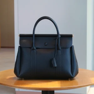 New Fashion Women's Handbag, Vintage Messenger
